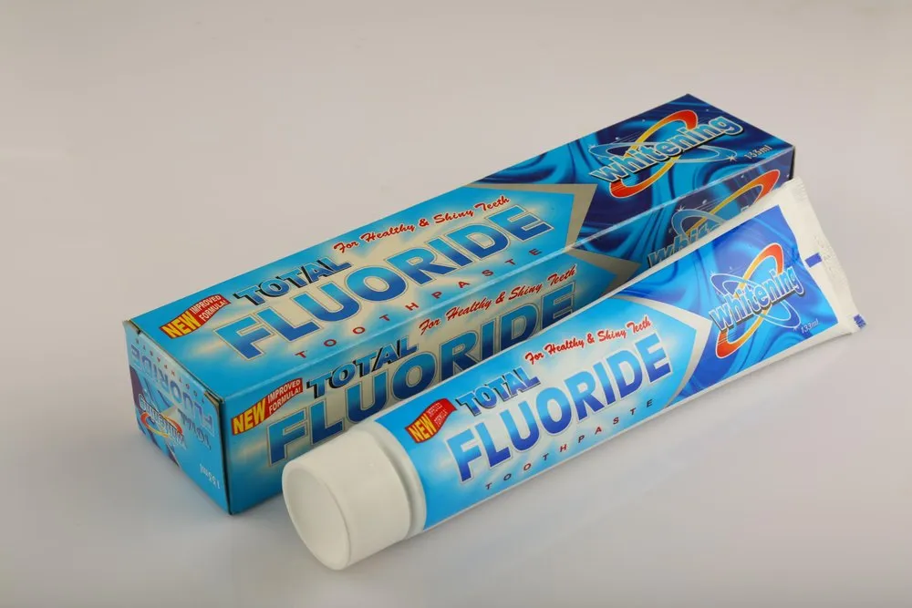 27606 whitening toothpaste